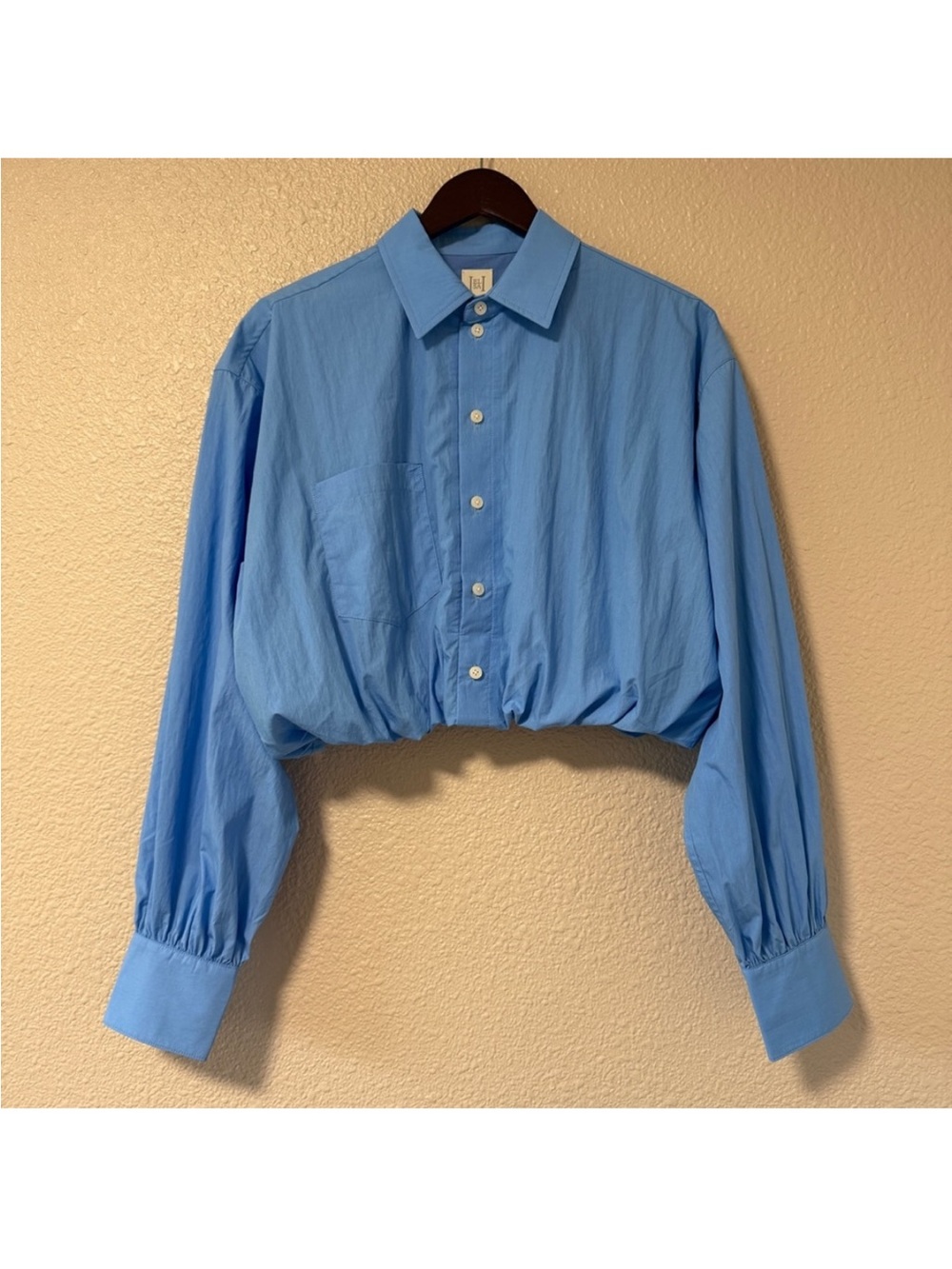 Helsa Blue Cropped Poplin Bubble Shirt - Picture 4 of 6